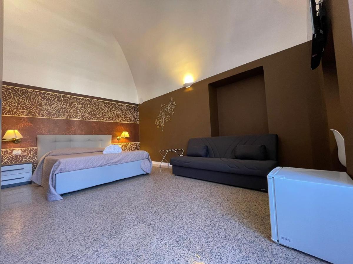 Cconforthotels R&B Central Rooms Bari Exterior foto