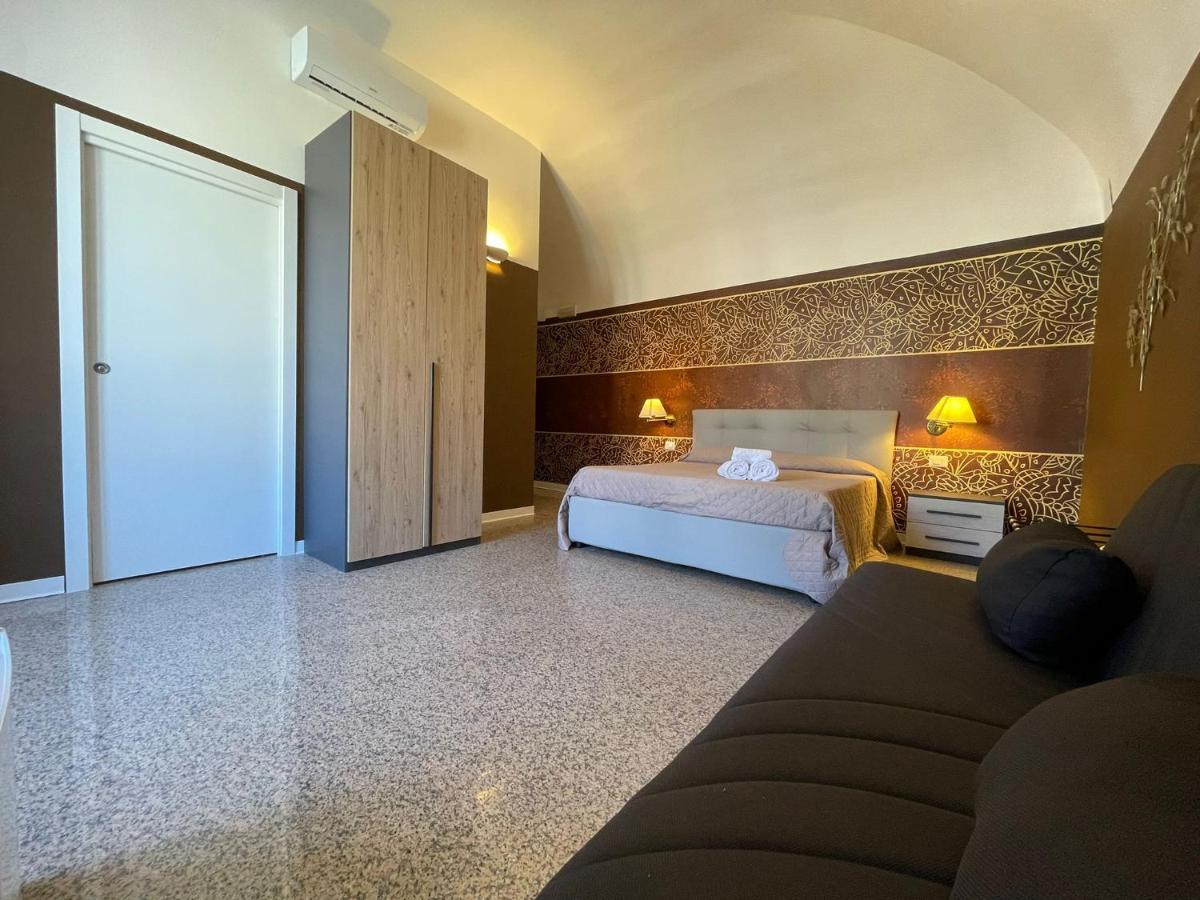 Cconforthotels R&B Central Rooms Bari Exterior foto