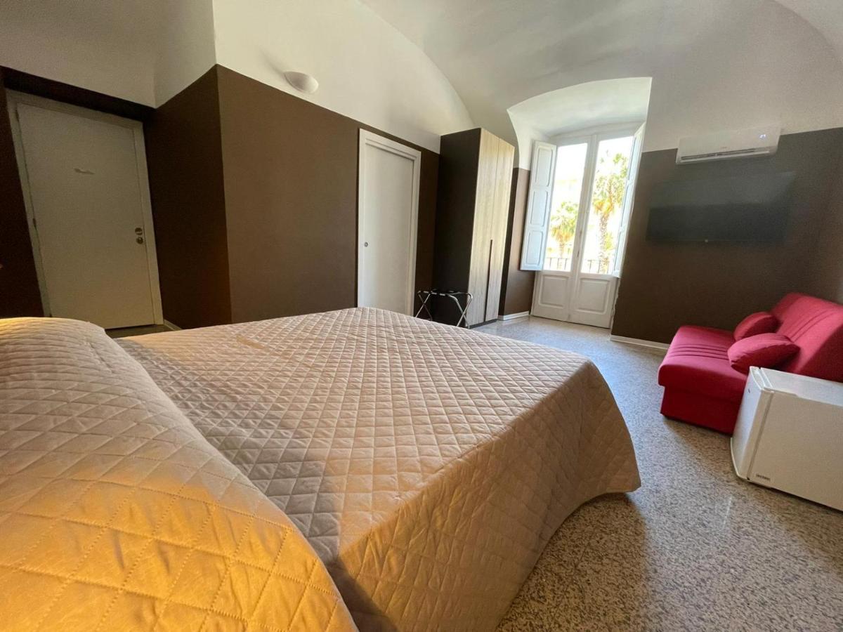 Cconforthotels R&B Central Rooms Bari Exterior foto