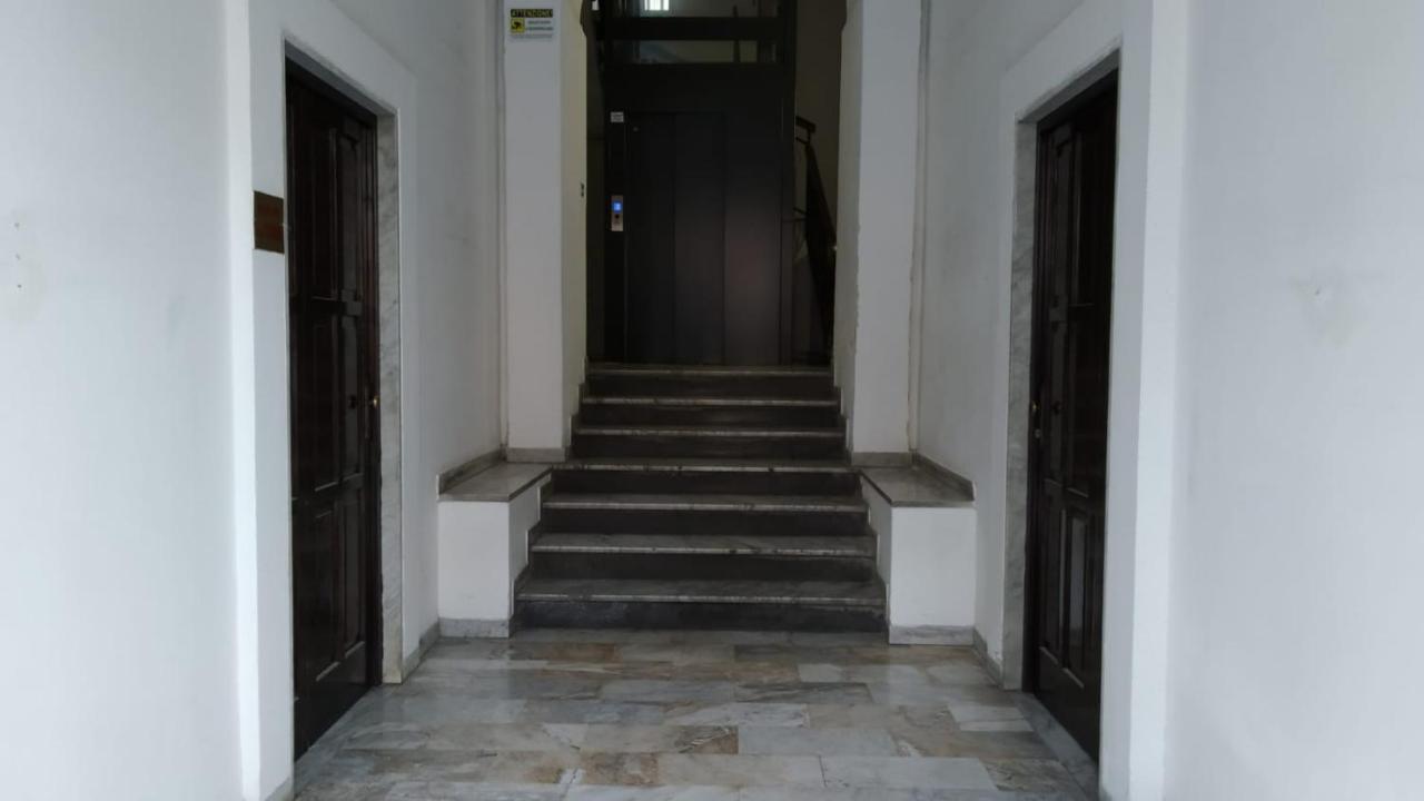 Cconforthotels R&B Central Rooms Bari Exterior foto