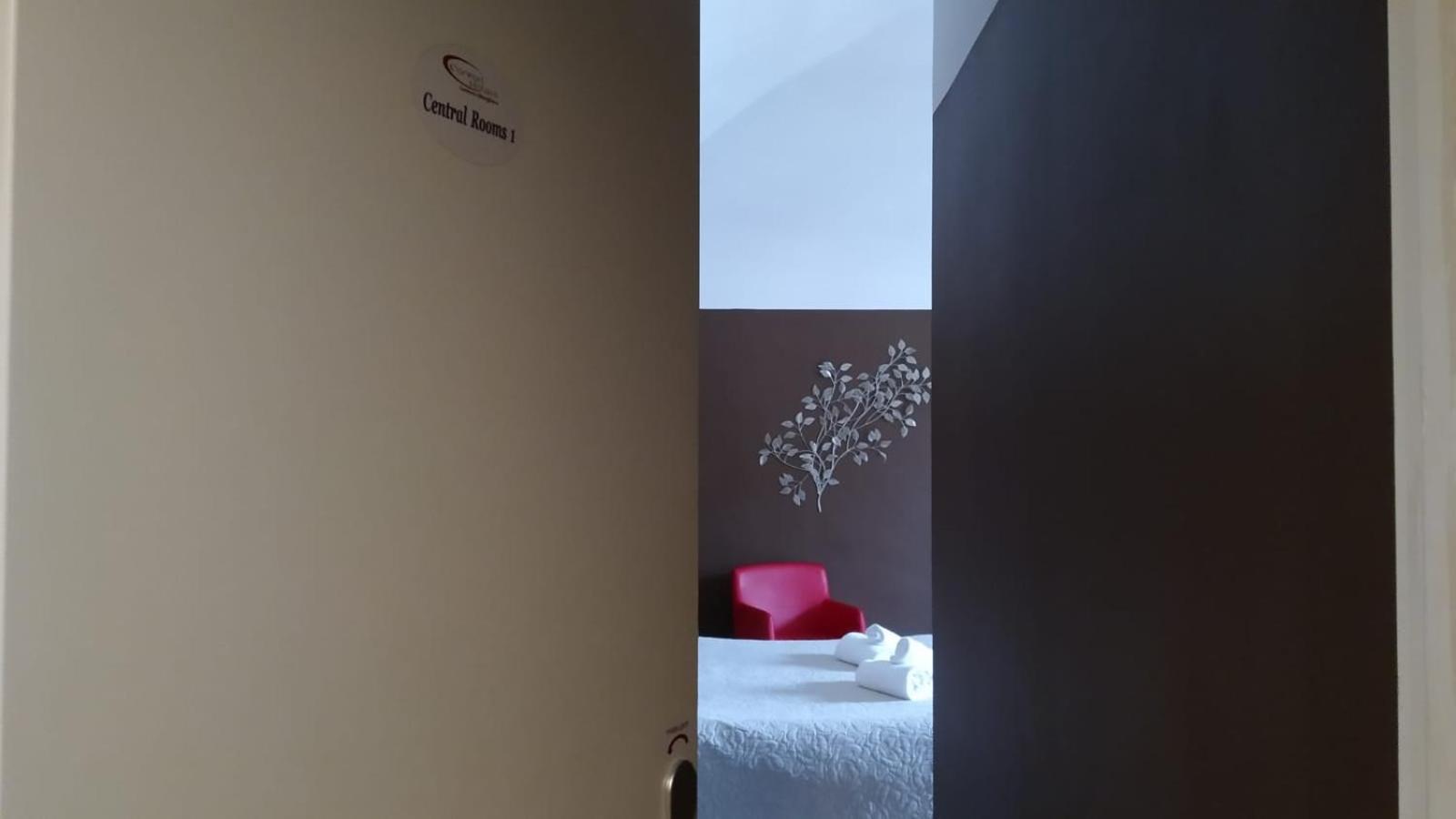 Cconforthotels R&B Central Rooms Bari Exterior foto